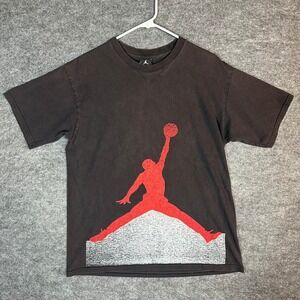 Air Jordan Jumpman Graphic T Shirt Men's‎ Size Medium Charcoal Red